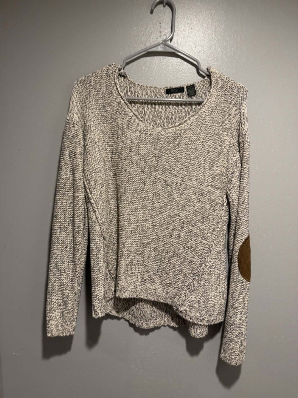 RDI Sweater Large